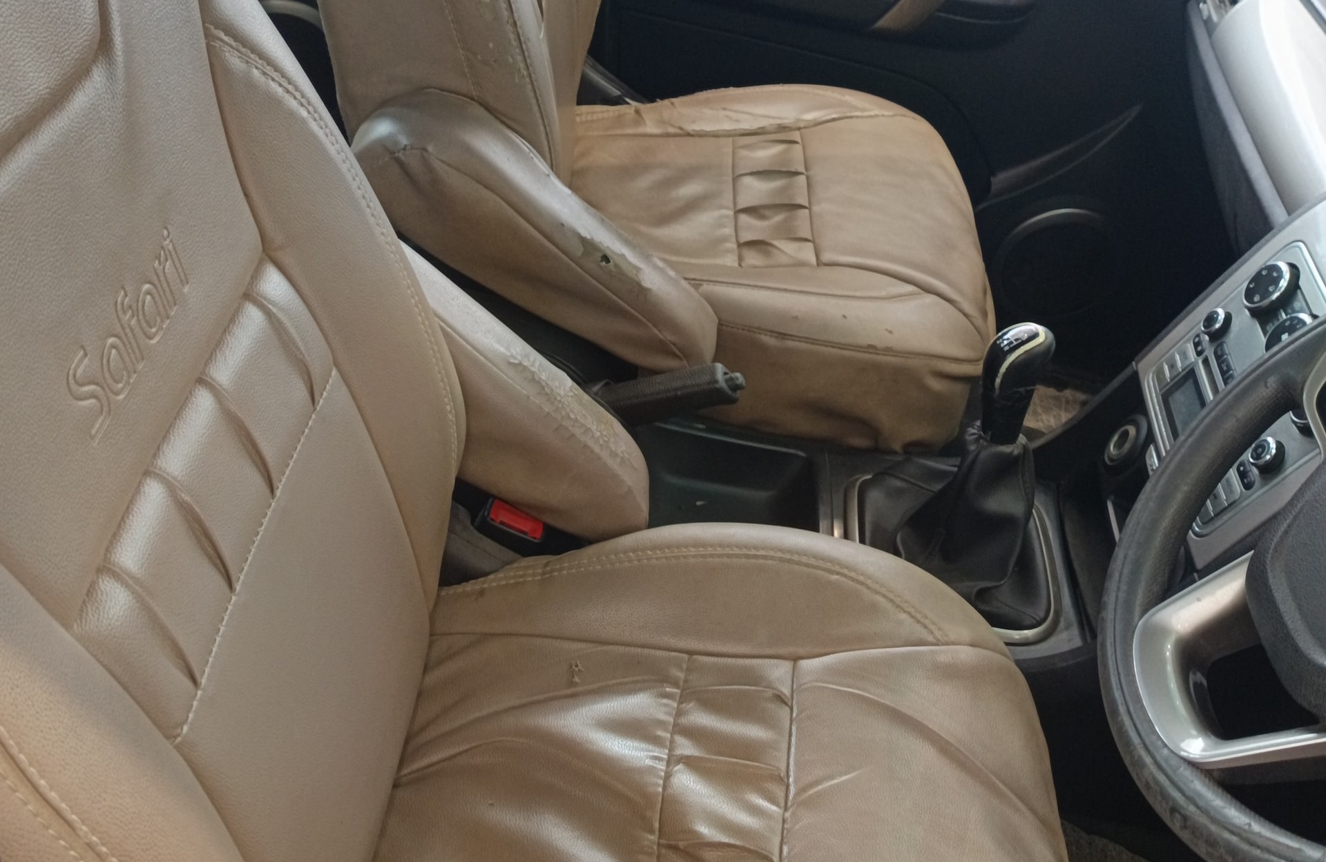 Used 2016 Tata Safari Storme Used 2016 Tata Safari Storme