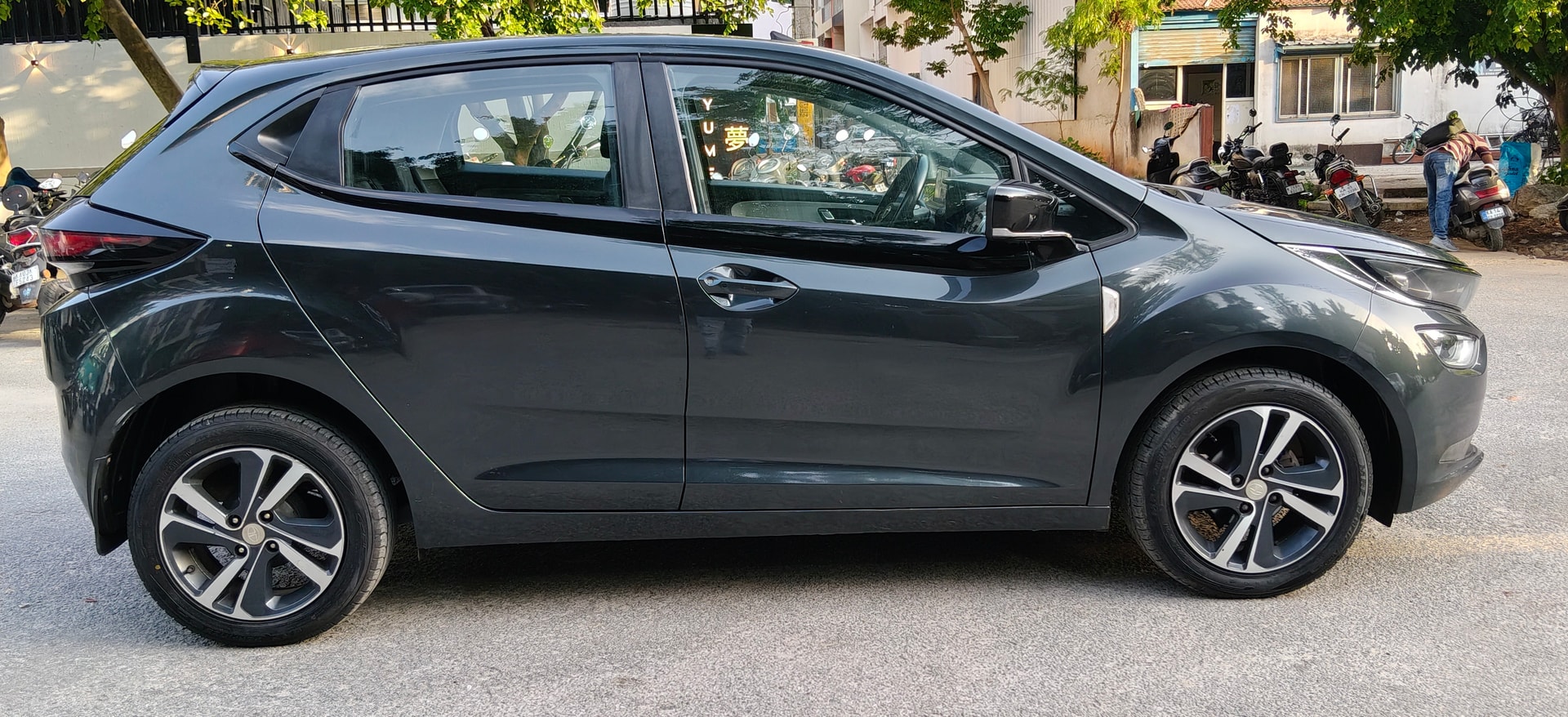 Used 2020 Tata Altroz Used 2020 Tata Altroz