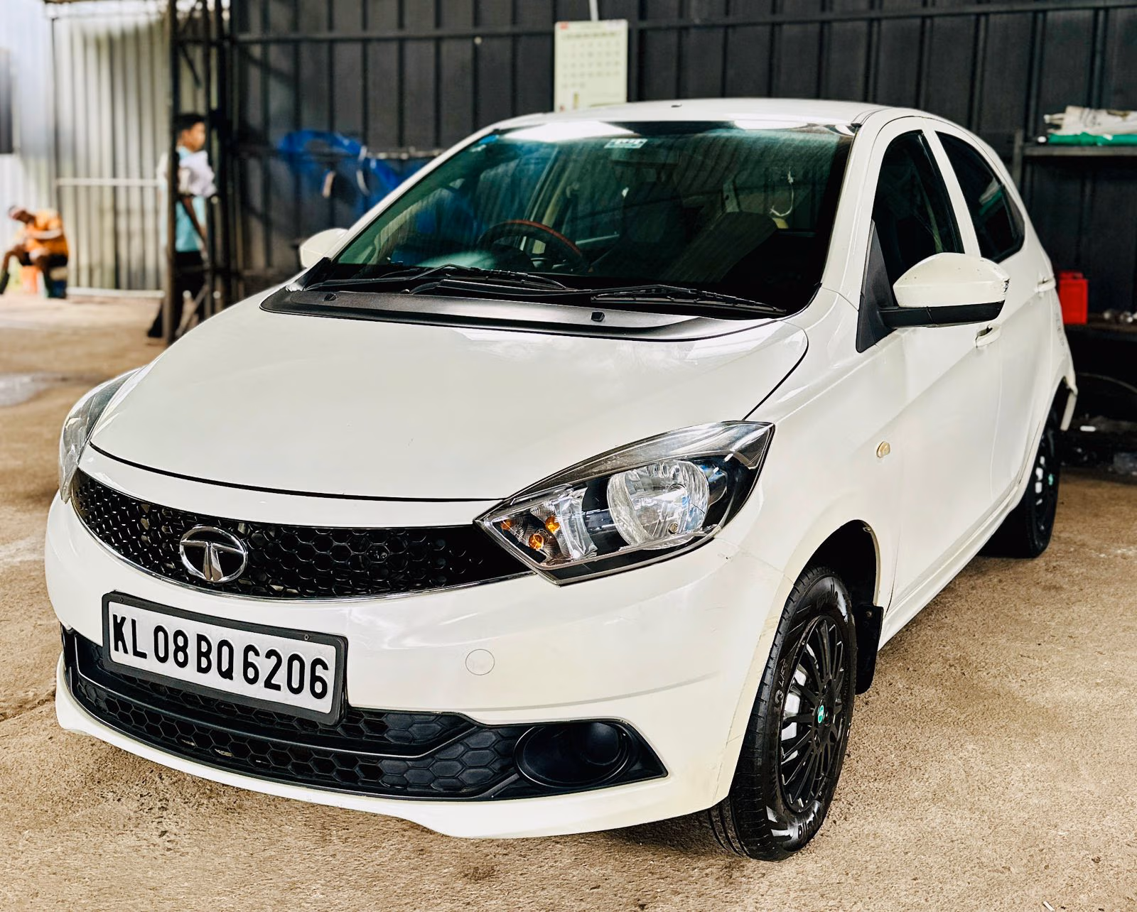 Used 2018 Tata Tiago NRG Used 2018 Tata Tiago NRG