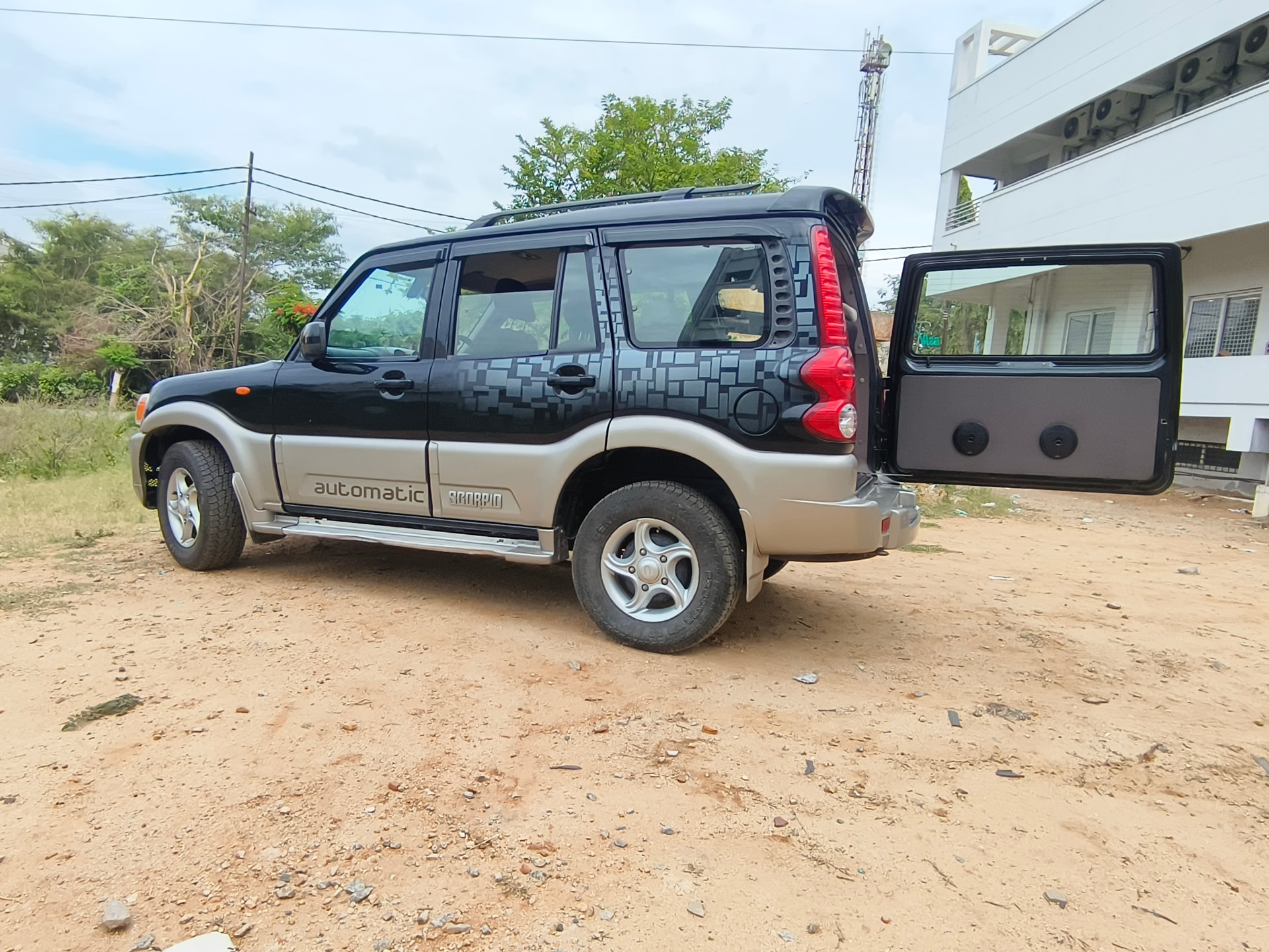 Used 2010 Mahindra Scorpio Used 2010 Mahindra Scorpio