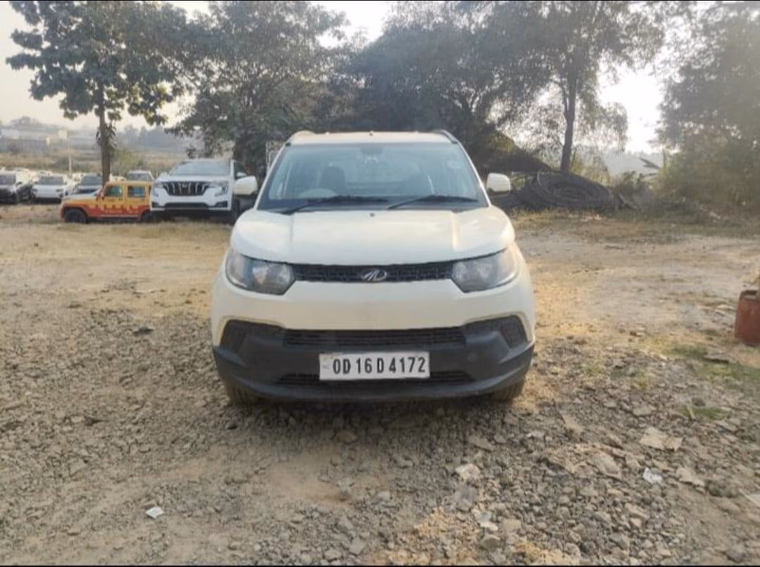 Used 2017 Mahindra KUV100 Used 2017 Mahindra KUV100