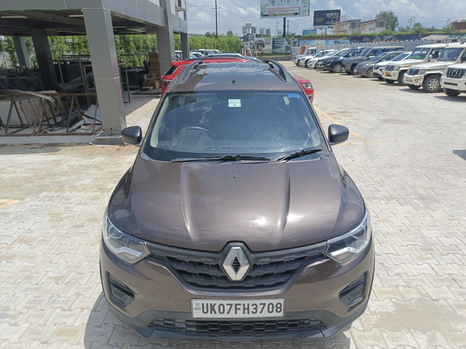 Used 2022 Renault Triber Used 2022 Renault Triber