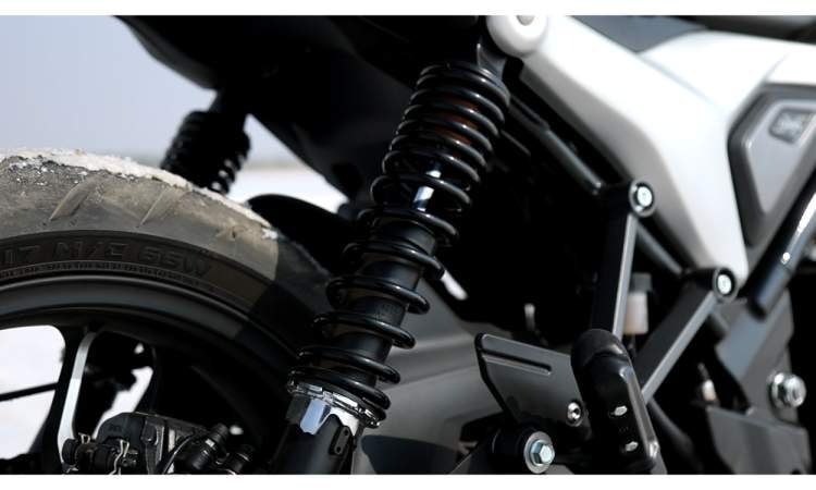 Hero mavrick 440 Hero mavrick 440 images