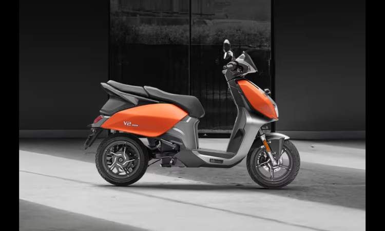 Right side view of Hero Vida V2 Right side view of Hero Vida V2 images