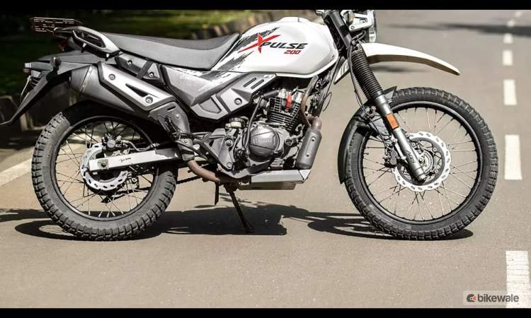 Side Looks XPulse 210 Side Looks XPulse 210