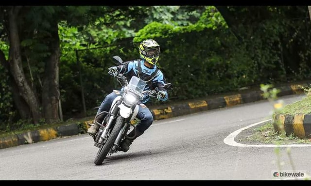 XPulse 210 Front Ride Look XPulse 210 Front Ride Look