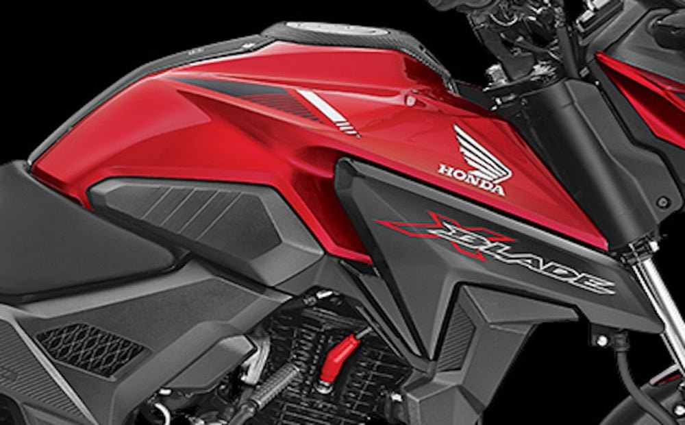 Aggressive Sculpted Tank Design Aggressive Sculpted Tank Design