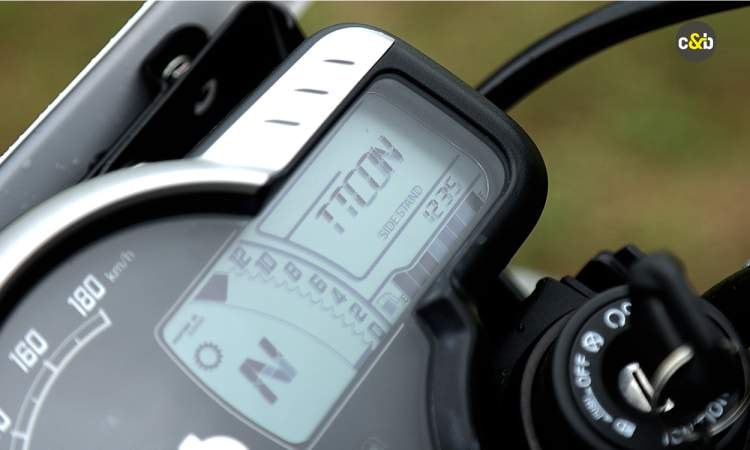 Triumph Speed 400 33 Triumph Speed 400 33 images