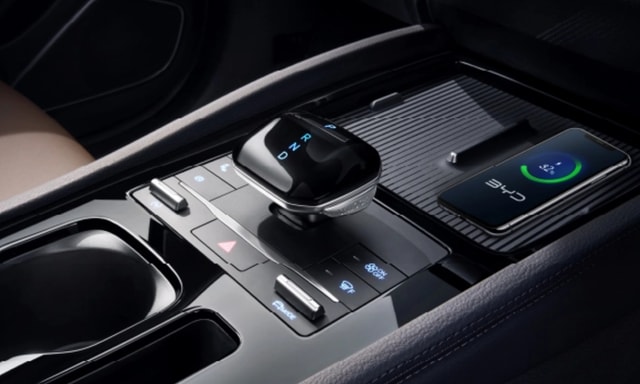 Gear In BYD EMax7 Gear In BYD EMax7