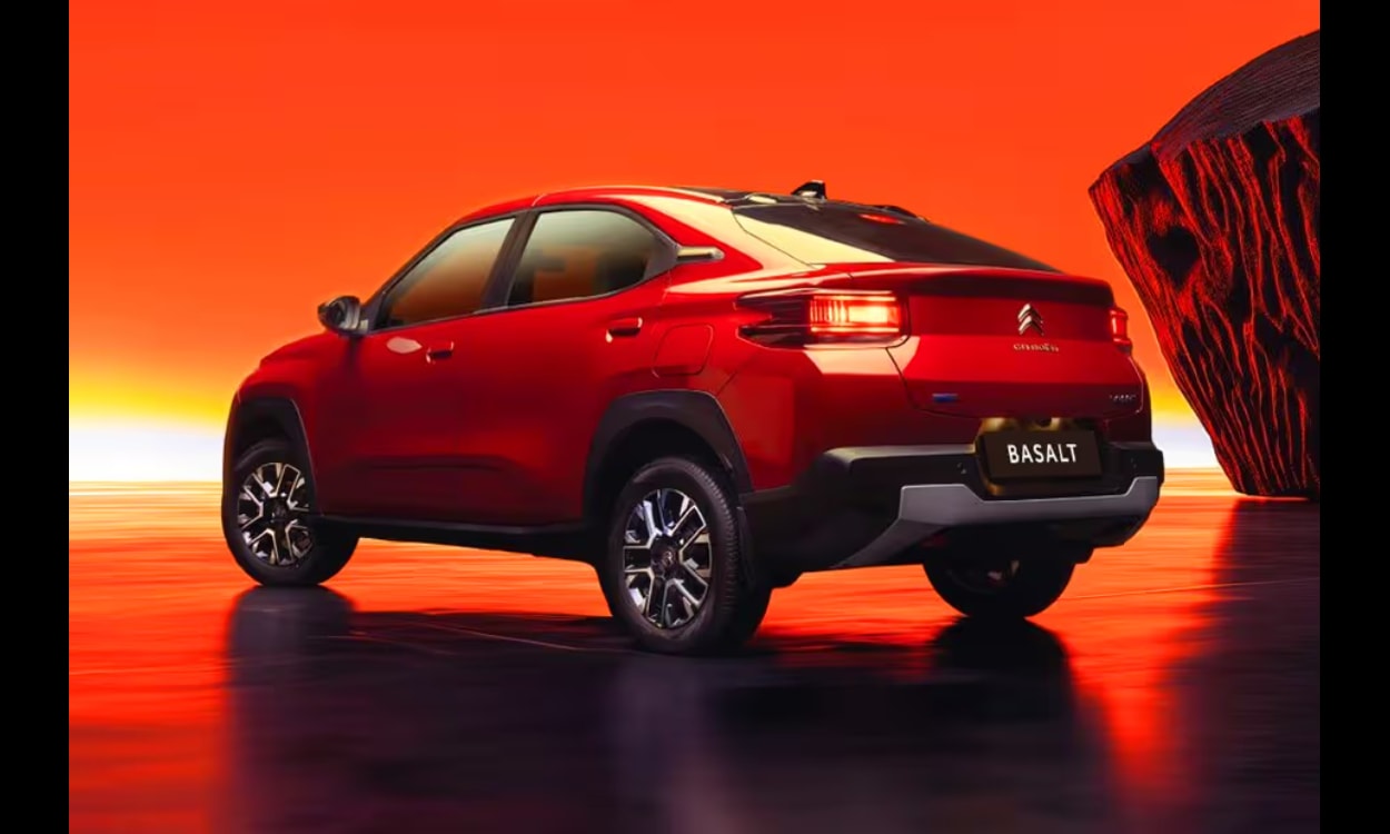 Citroen Basalt Rear Left View Citroen Basalt Rear Left View