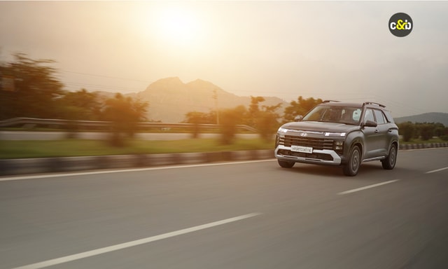 Hyundai Alcazar Rideview 6 Hyundai Alcazar Rideview 6