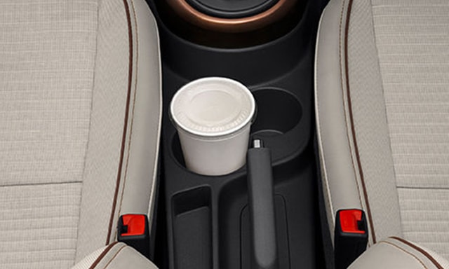 Hyundai_aura_cup_holder Hyundai_aura_cup_holder