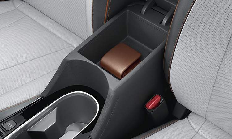 Hyundai Creta Front Stroage Box Hyundai Creta Front Stroage Box