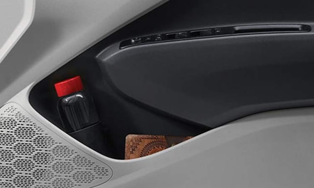 Hyundai_grand_i10_nios_door_map_pocket Hyundai_grand_i10_nios_door_map_pocket