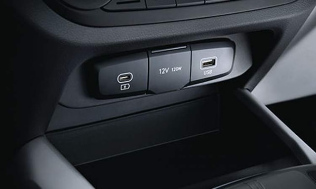 Hyundai_grand_i10_nios_usb_charger Hyundai_grand_i10_nios_usb_charger