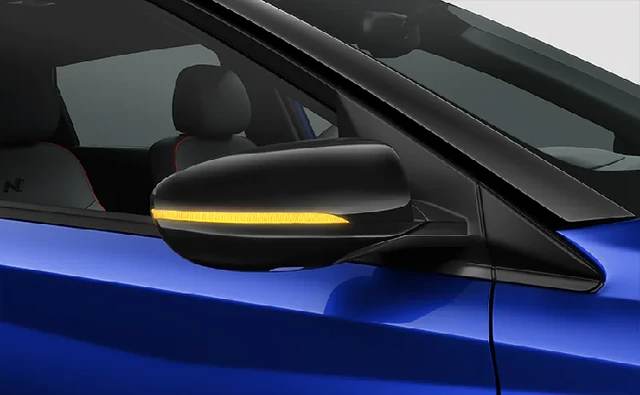 Hyundai I20 N Line Turn Indicator Hyundai I20 N Line Turn Indicator