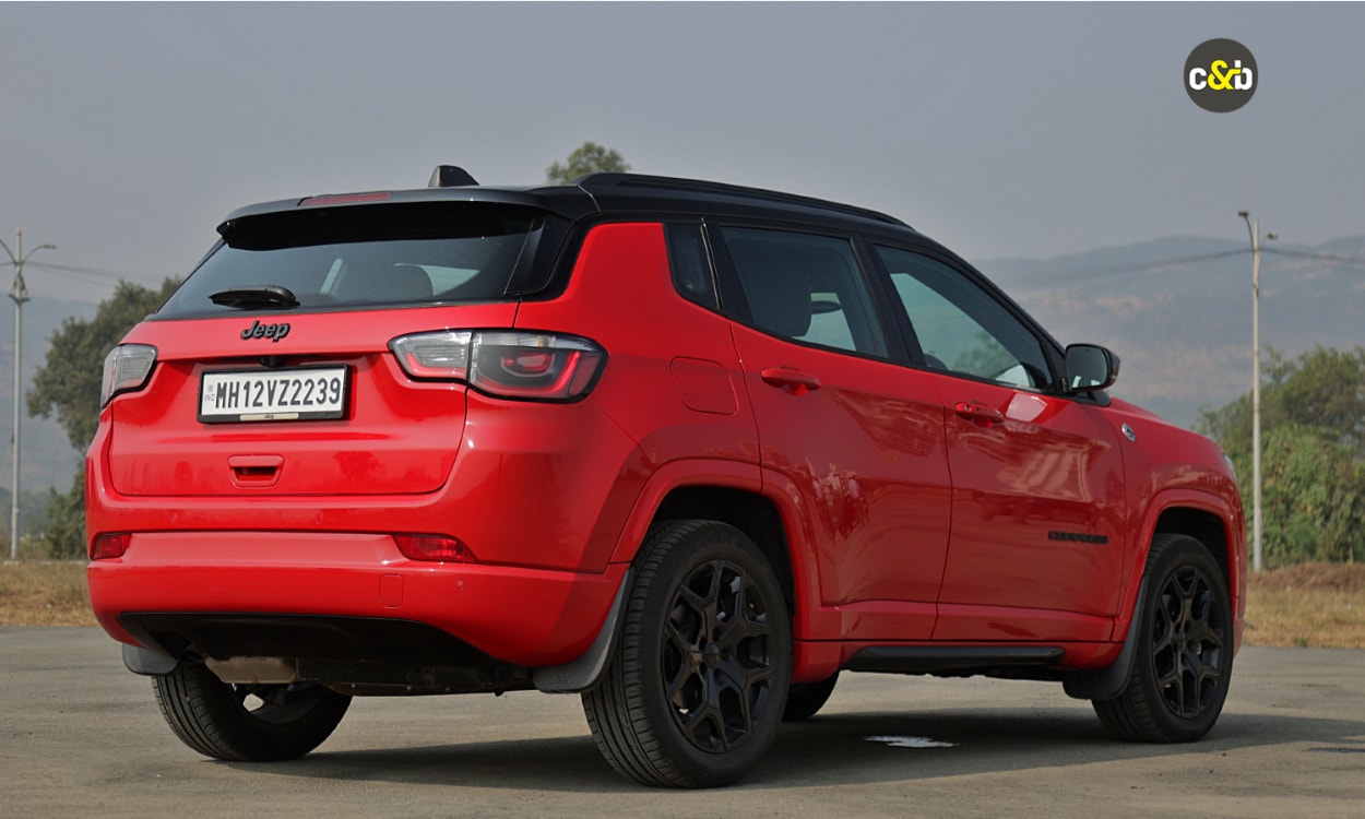 Jeep Comapss Quartar Glass Jeep Comapss Quartar Glass