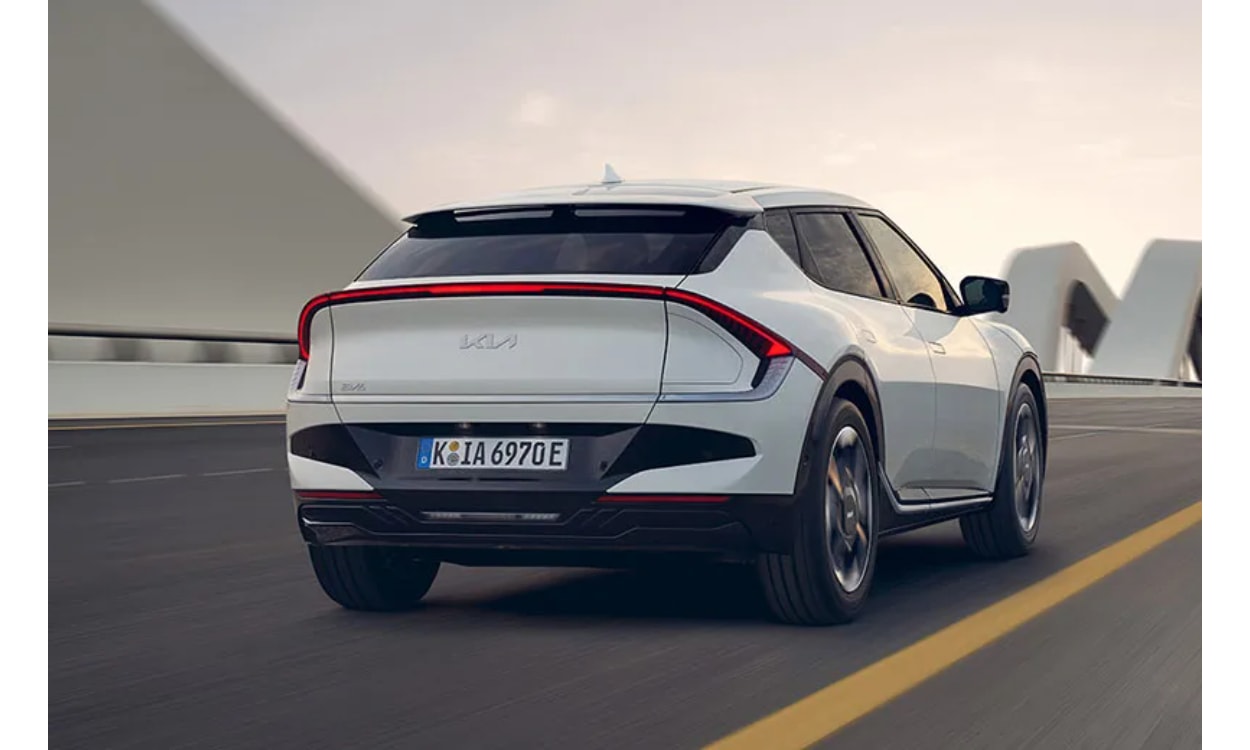 Kia Ev6 Rearview Kia Ev6 Rearview images