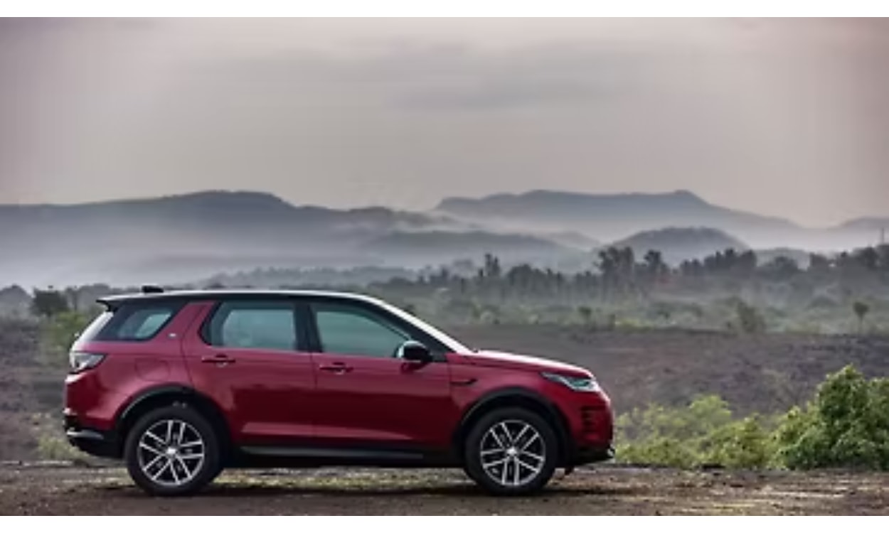 Discovery Sport Exterior Right Side View 2 Discovery Sport Exterior Right Side View 2 images