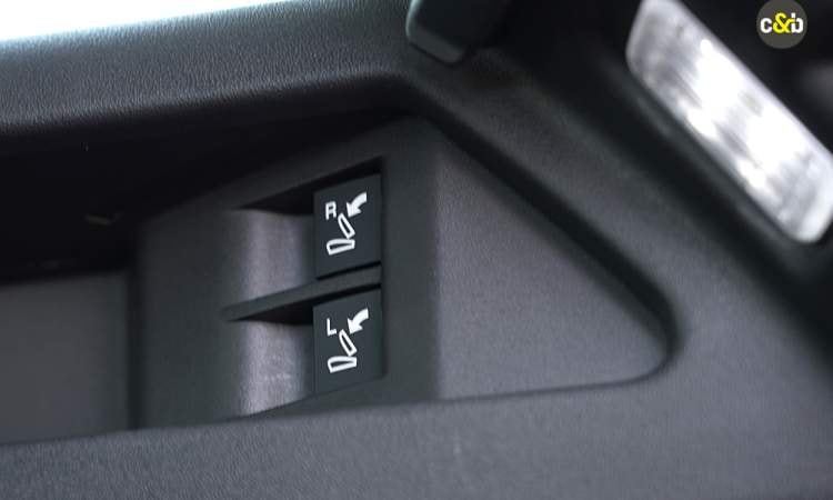 Land Rover Discovery Sport Foldable Seats Function Land Rover Discovery Sport Foldable Seats Function images