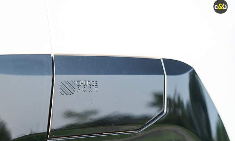 Mahindra Be 6 Charging Point Mahindra Be 6 Charging Point images