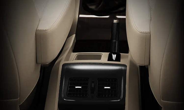 2nd Row AC vents 2nd Row AC vents