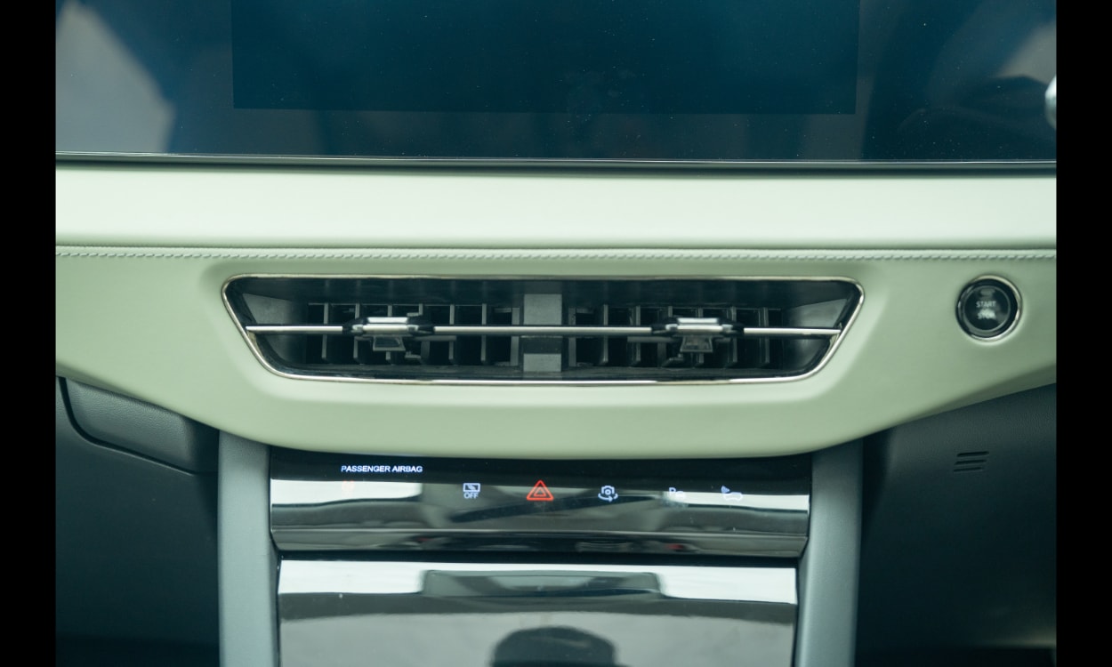 mahindra xev 9e Ac mahindra xev 9e Ac images