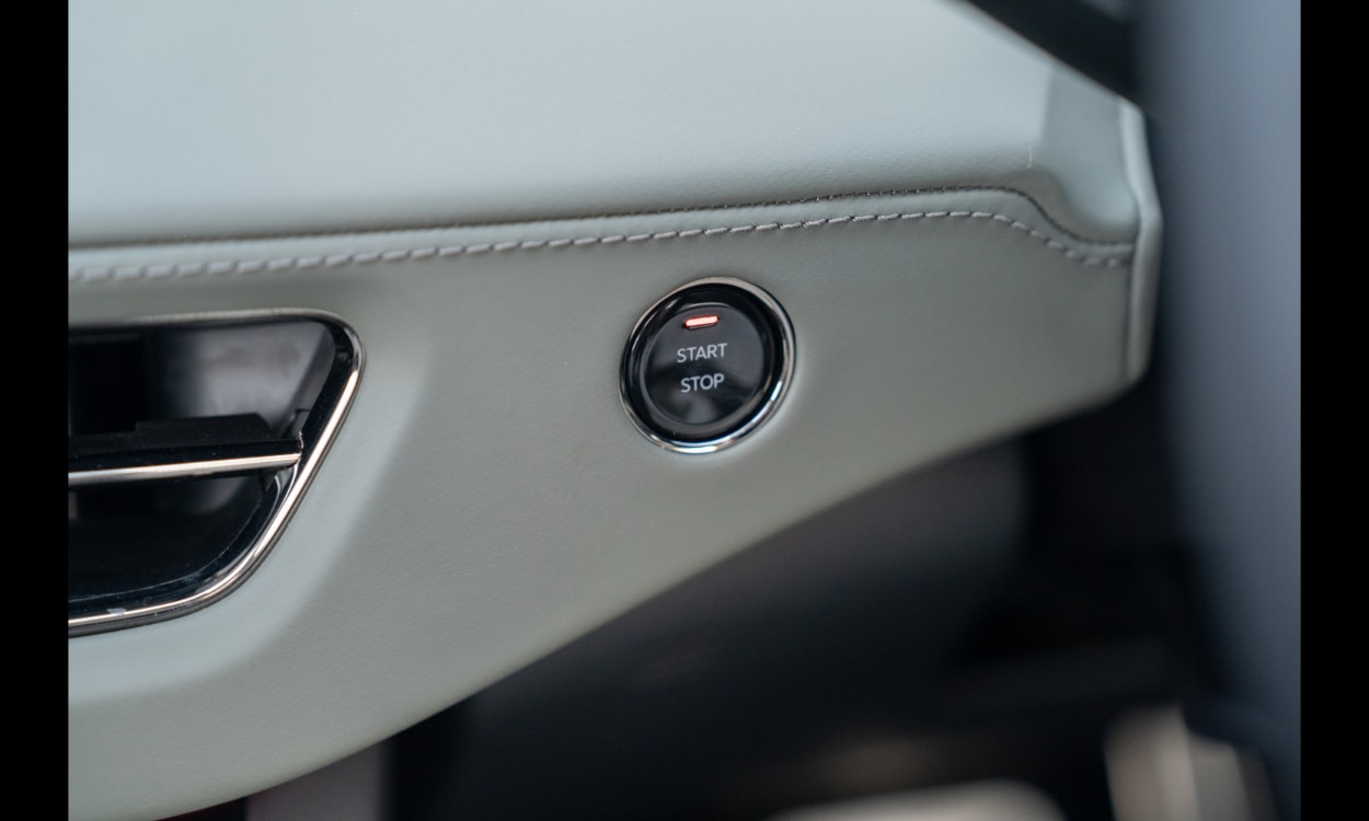 mahindra xev 9e Start Stop button mahindra xev 9e Start Stop button images