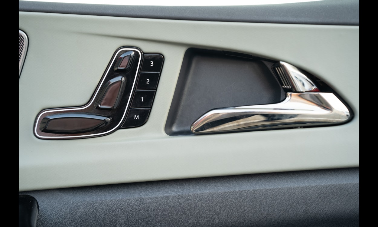 mahindra xev 9e Memory Function mahindra xev 9e Memory Function images