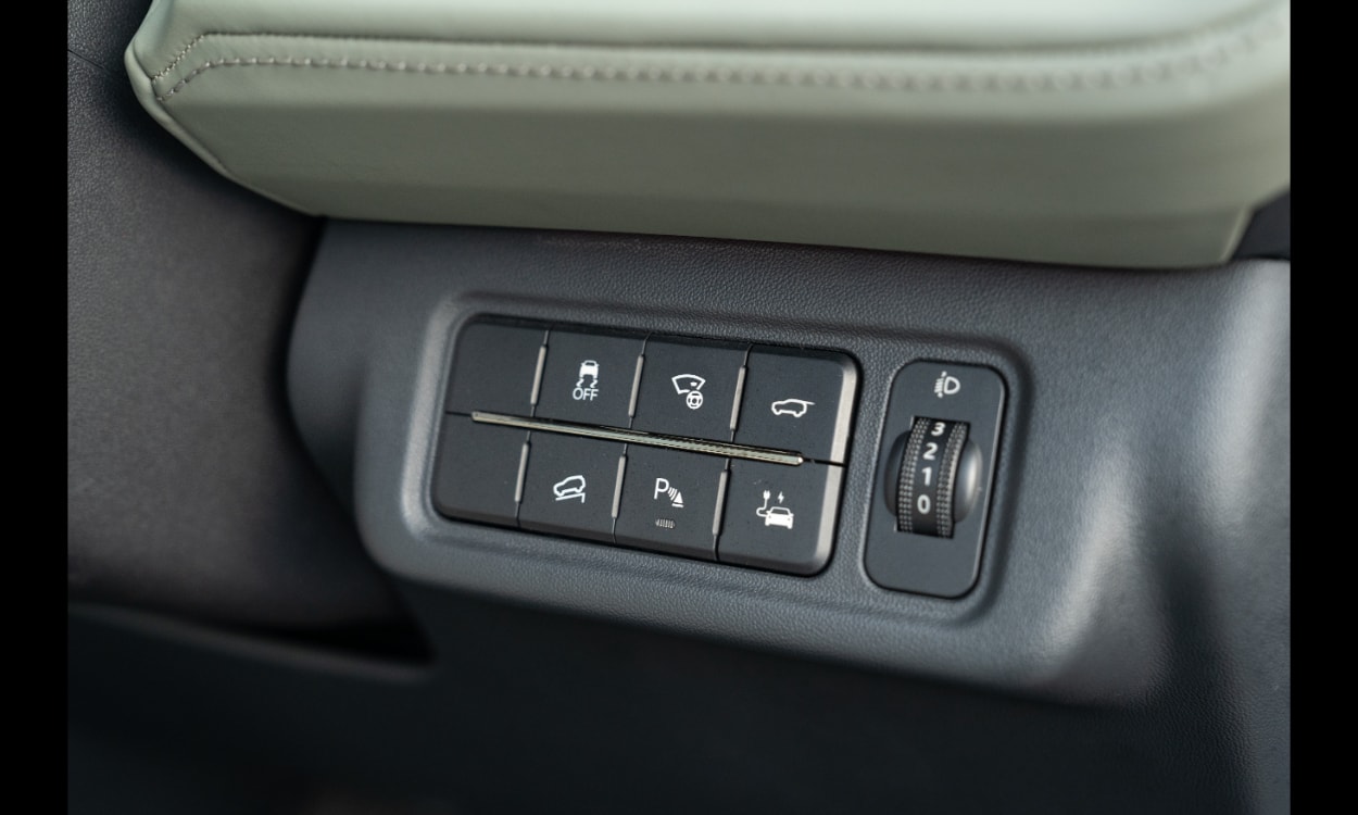 Features of mahindra xev 9e Features of mahindra xev 9e images