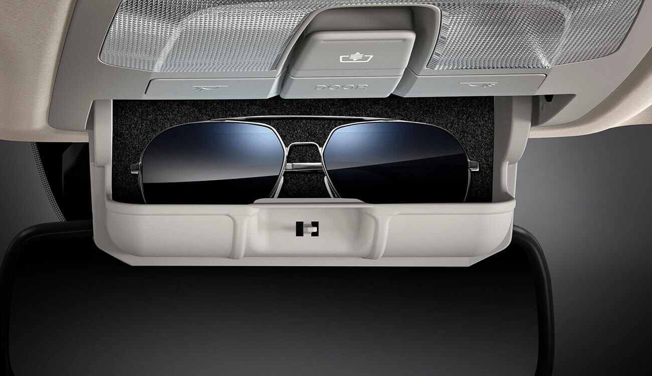Mahindra Xuv300 Sunglass Holder Mahindra Xuv300 Sunglass Holder