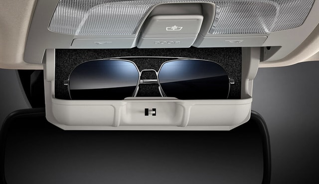 Mahindra Xuv300 Sunglass Holder Mahindra Xuv300 Sunglass Holder