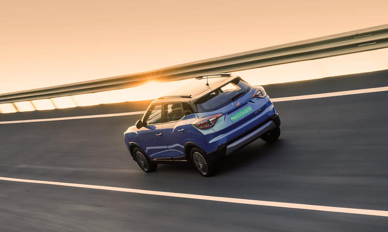 Mahindra Xuv400 Drive View Mahindra Xuv400 Drive View