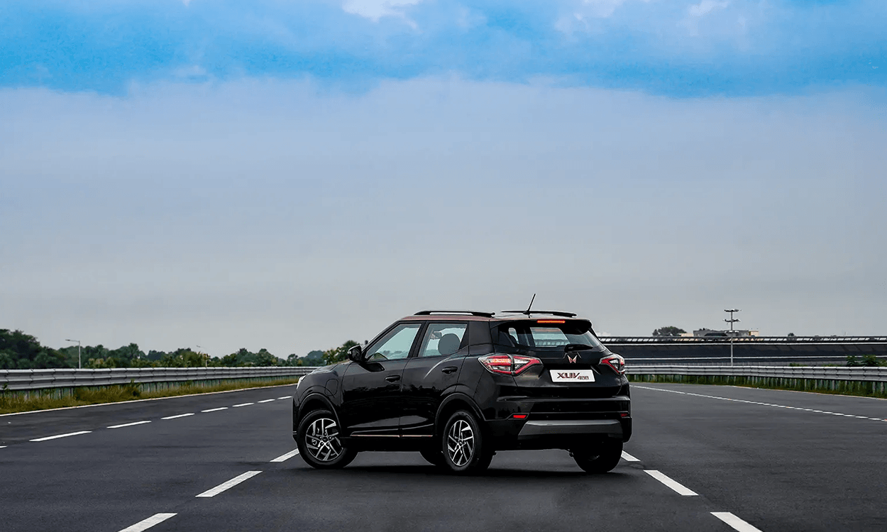 Mahindra Xuv400 Orvm Mahindra Xuv400 Orvm