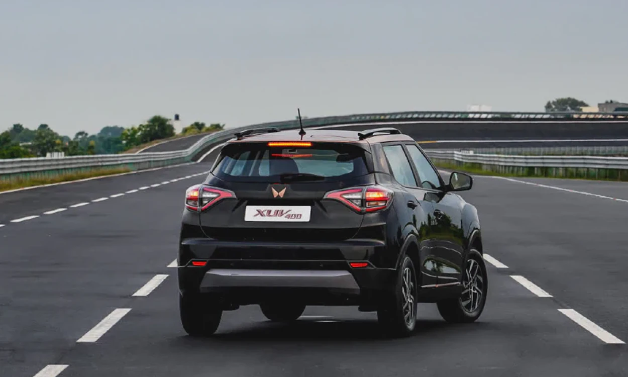 Mahindra Xuv400 Taillight Mahindra Xuv400 Taillight