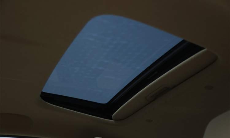 Maruti Suzuki Dzire Sunroof Maruti Suzuki Dzire Sunroof