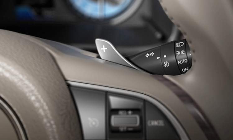 6-Speed AT with Paddle Shifters 6-Speed AT with Paddle Shifters