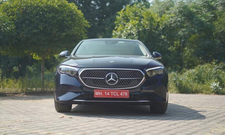 Mercedes Benz E Front Look Mercedes Benz E Front Look