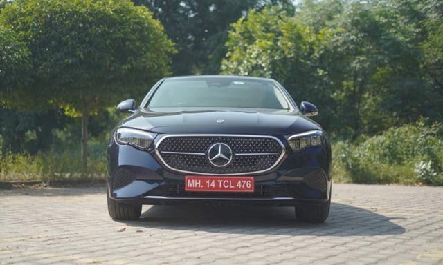 Mercedes Benz E Front Look Mercedes Benz E Front Look