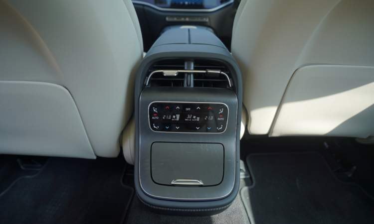 Mercedes E Class Rear Usb Mercedes E Class Rear Usb