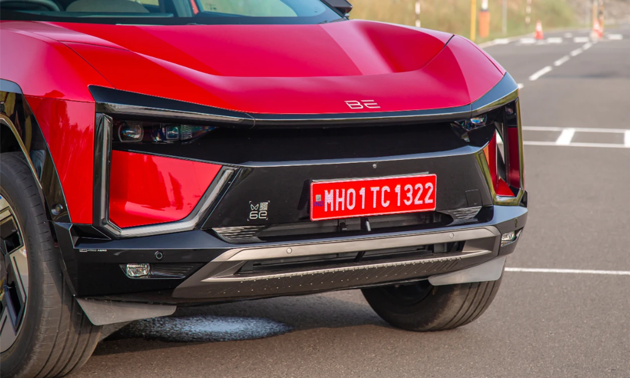 Mahindra Be 6 Pannel Mahindra Be 6 Pannel images