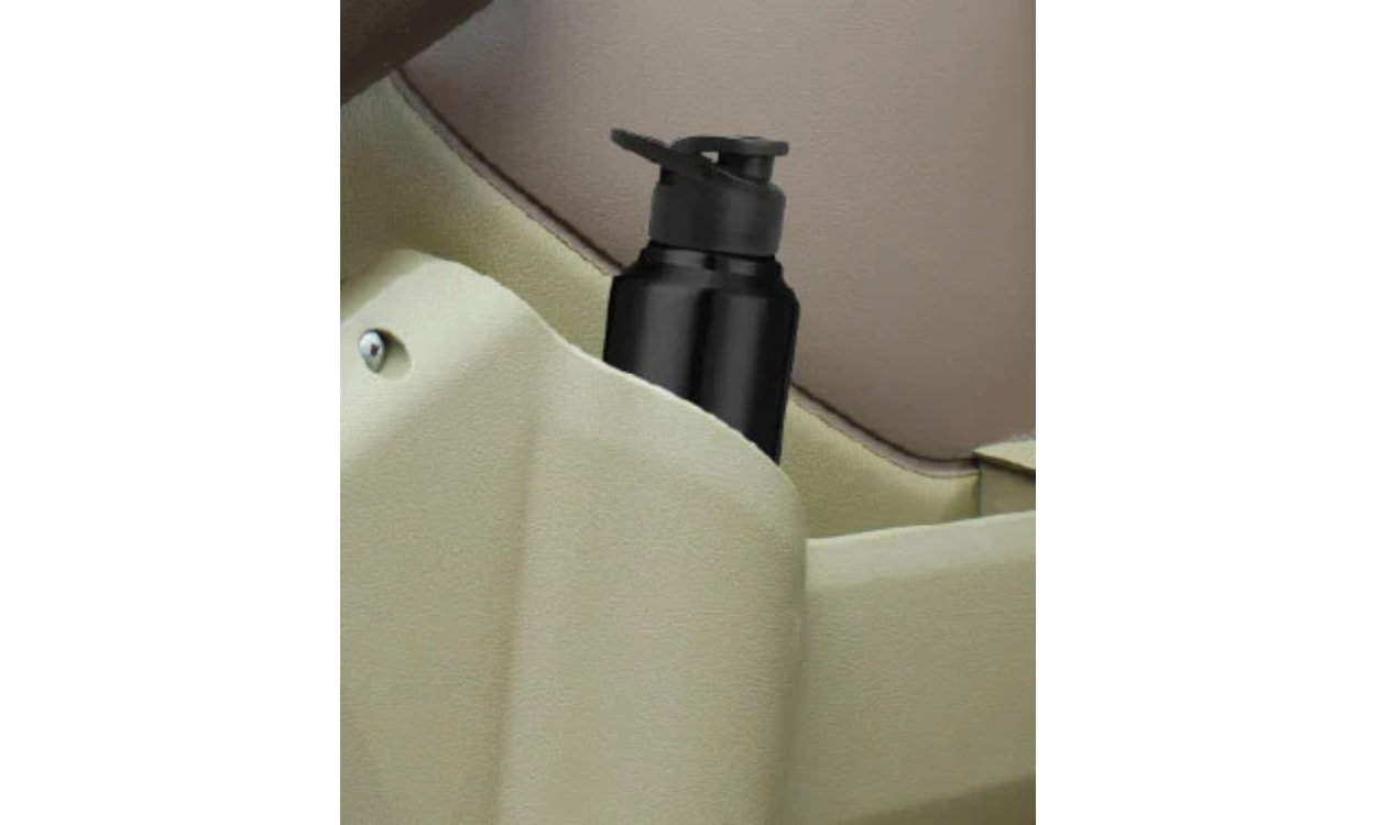 Mahindra Bolero Built In Bottle Holders Mahindra Bolero Built In Bottle Holders images