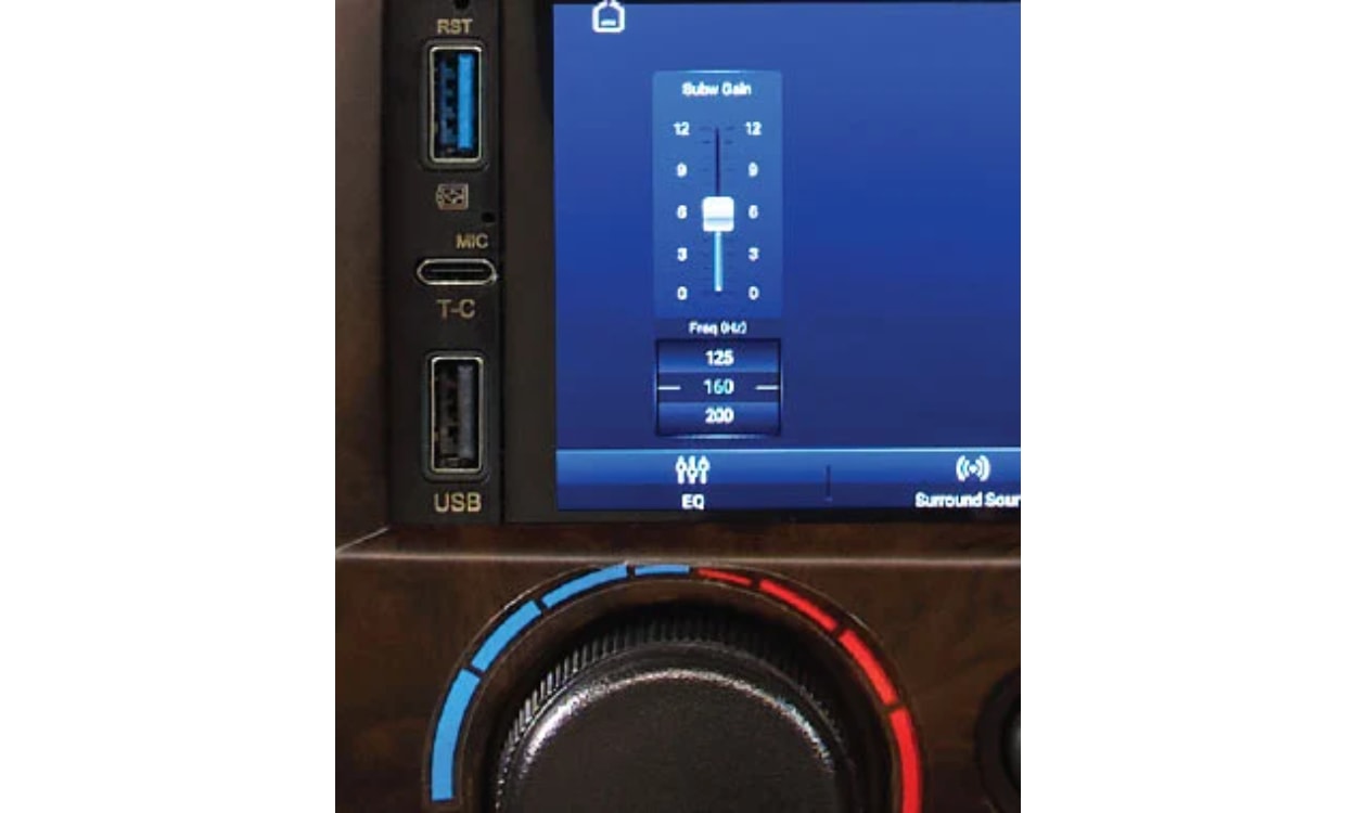 Mahindra Bolero Usb C Type Charging Port Mahindra Bolero Usb C Type Charging Port images