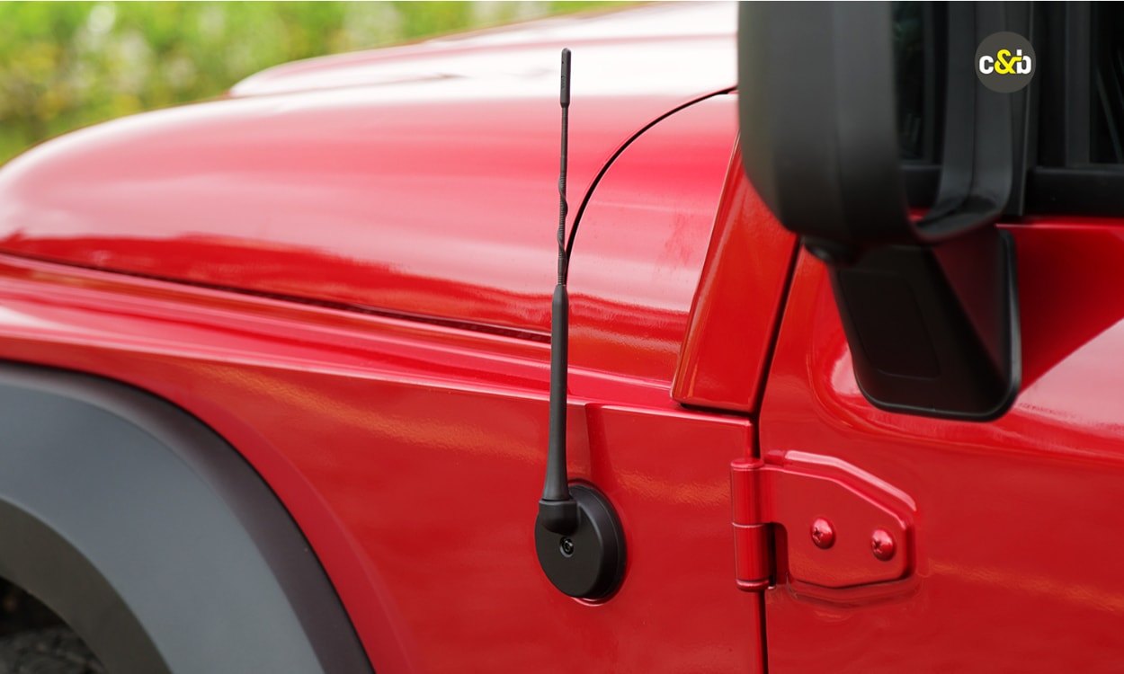 Mahindra Thar Roxx Antena Mahindra Thar Roxx Antena images