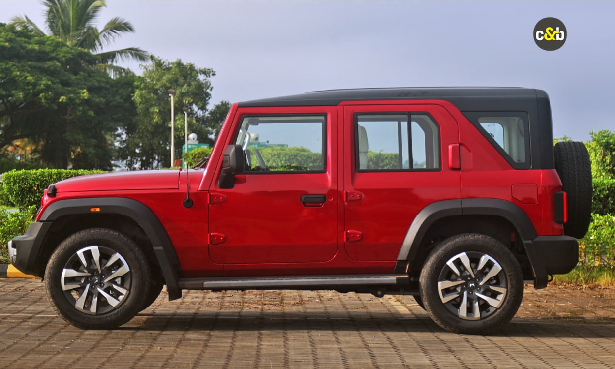 Mahindra Thar Roxx Doors And Wheel Mahindra Thar Roxx Doors And Wheel images