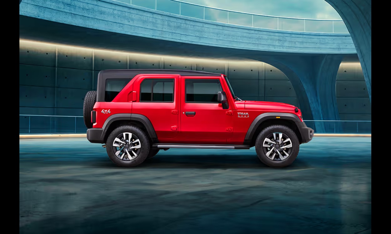 Mahindra thar roxx sideciew2 Mahindra thar roxx sideciew2 images