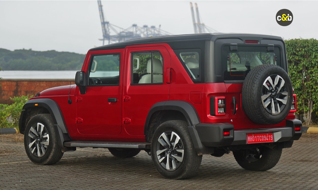 Mahindra Thar Roxx Sideview Mahindra Thar Roxx Sideview images