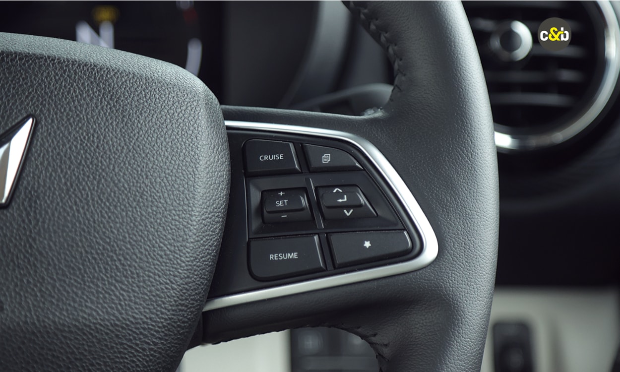 Mahindra Thar Roxx Features Mahindra Thar Roxx Features images