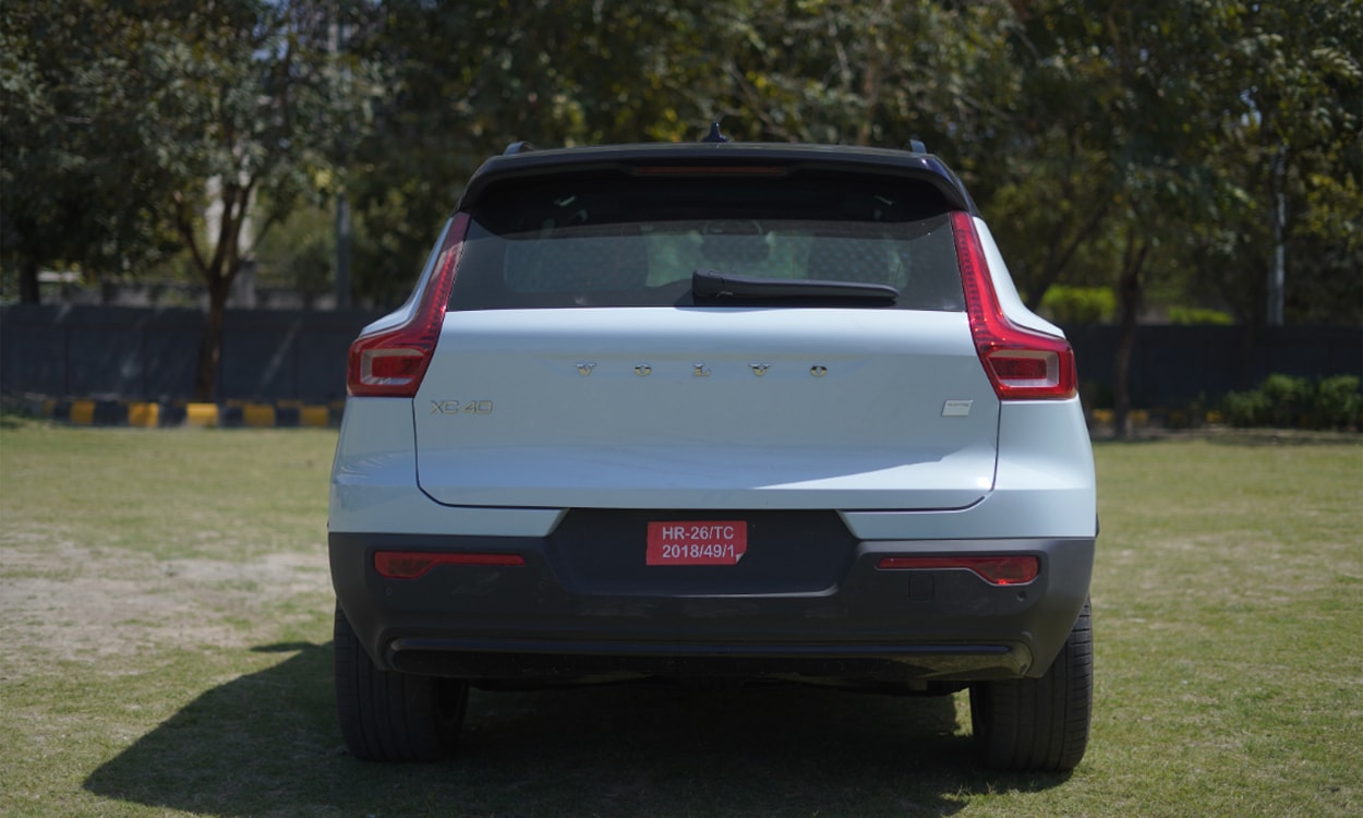 Volvo Xc40 Rear View Volvo Xc40 Rear View