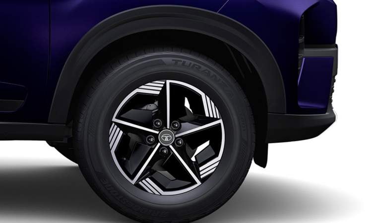2023 tata nexon 16 alloy wheels with decorative insert 2023 tata nexon 16 alloy wheels with decorative insert images